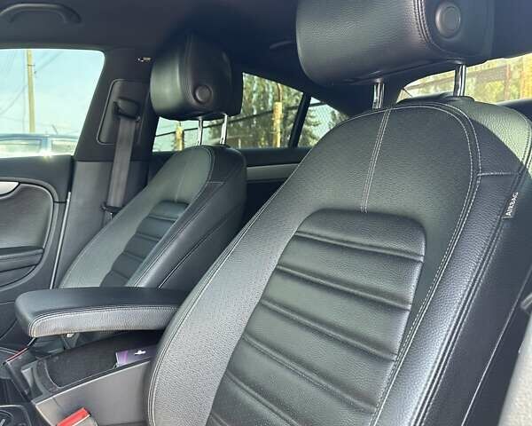 Белый Фольксваген CC / Passat CC, объемом двигателя 1.98 л и пробегом 216 тыс. км за 9999 $, фото 21 на Automoto.ua