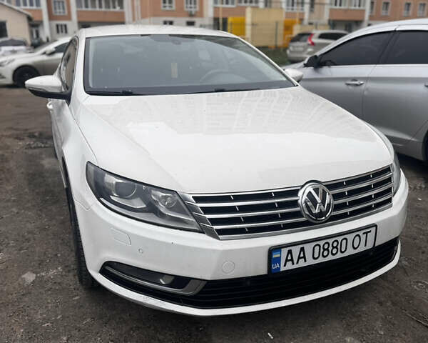 Белый Фольксваген CC / Passat CC, объемом двигателя 1.97 л и пробегом 294 тыс. км за 11000 $, фото 1 на Automoto.ua