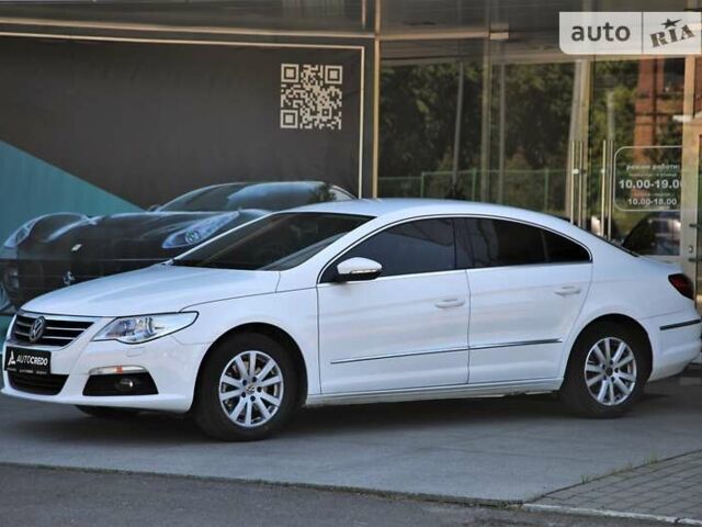 Белый Фольксваген CC / Passat CC, объемом двигателя 1.8 л и пробегом 188 тыс. км за 10100 $, фото 2 на Automoto.ua