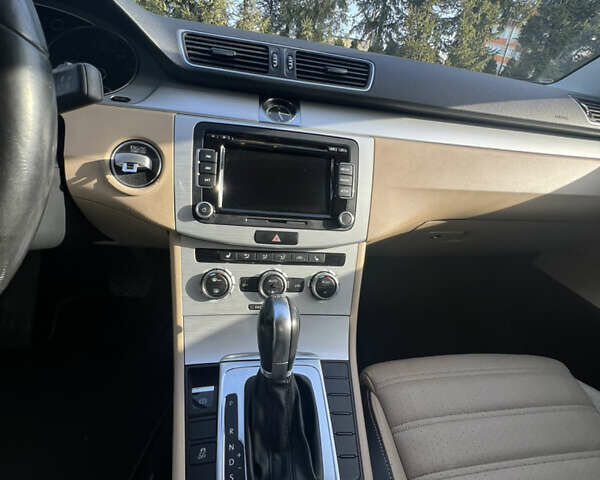 Белый Фольксваген CC / Passat CC, объемом двигателя 1.98 л и пробегом 163 тыс. км за 9800 $, фото 7 на Automoto.ua
