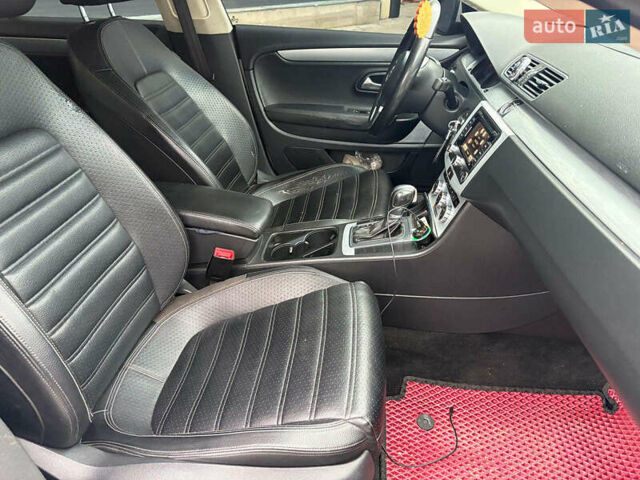 Білий Фольксваген CC / Passat CC, об'ємом двигуна 2 л та пробігом 172 тис. км за 9640 $, фото 28 на Automoto.ua