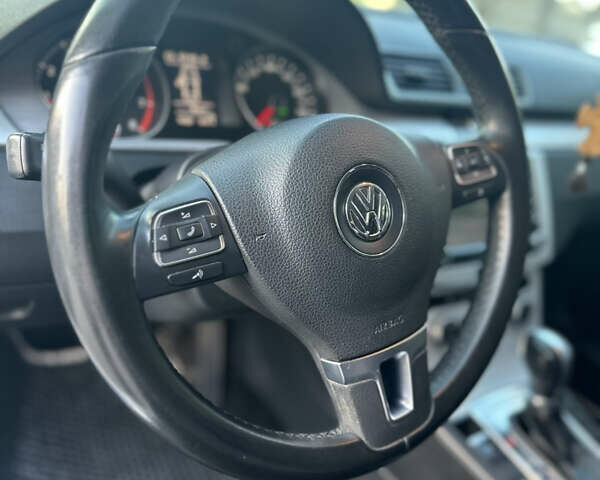Белый Фольксваген CC / Passat CC, объемом двигателя 1.98 л и пробегом 244 тыс. км за 10000 $, фото 15 на Automoto.ua
