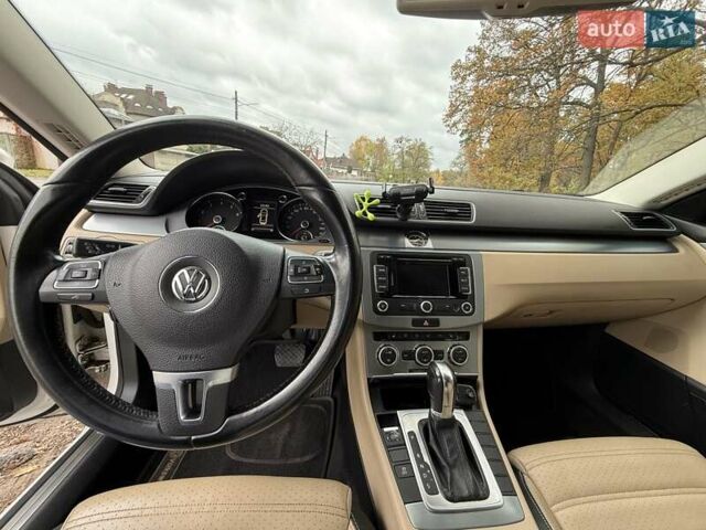 Фольксваген CC / Passat CC 2012 у Києві на Automoto.ua Білий Фольксваген CC / Passat CC, об'ємом двигуна 1.98 л та пробігом 268 тис. км за 9400 $, фото 12 на Automoto.ua