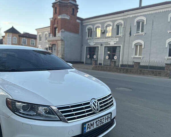 Белый Фольксваген CC / Passat CC, объемом двигателя 2 л и пробегом 150 тыс. км за 10100 $, фото 5 на Automoto.ua