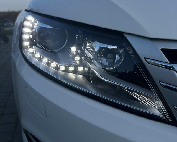 Белый Фольксваген CC / Passat CC, объемом двигателя 1.98 л и пробегом 244 тыс. км за 10000 $, фото 36 на Automoto.ua