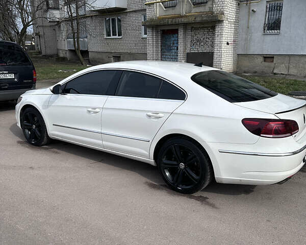 Белый Фольксваген CC / Passat CC, объемом двигателя 2 л и пробегом 150 тыс. км за 10100 $, фото 9 на Automoto.ua