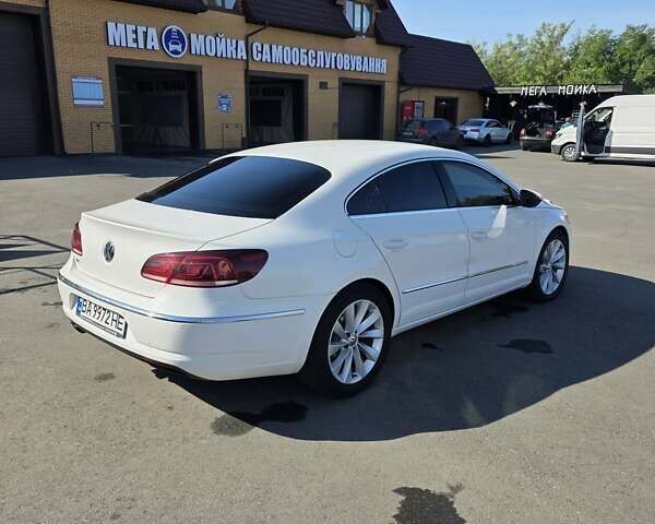 Белый Фольксваген CC / Passat CC, объемом двигателя 2 л и пробегом 231 тыс. км за 11900 $, фото 3 на Automoto.ua