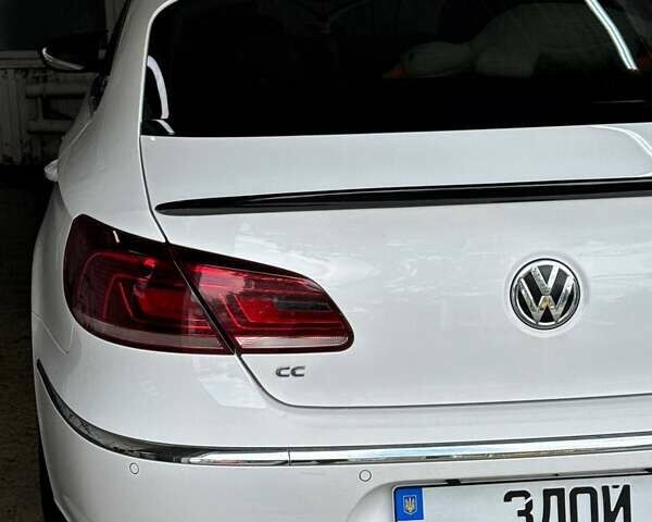 Белый Фольксваген CC / Passat CC, объемом двигателя 1.8 л и пробегом 216 тыс. км за 13000 $, фото 4 на Automoto.ua