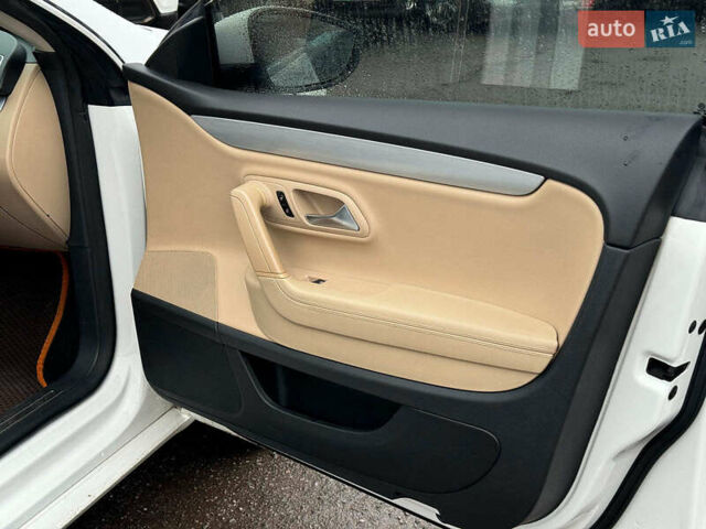 Білий Фольксваген CC / Passat CC, об'ємом двигуна 2 л та пробігом 268 тис. км за 12790 $, фото 21 на Automoto.ua