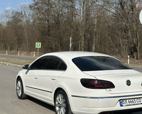 Белый Фольксваген CC / Passat CC, объемом двигателя 1.8 л и пробегом 220 тыс. км за 9600 $, фото 1 на Automoto.ua