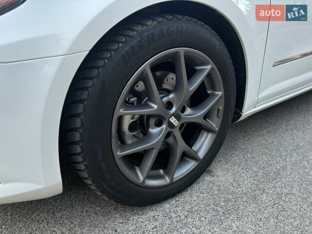 Белый Фольксваген CC / Passat CC, объемом двигателя 1.98 л и пробегом 212 тыс. км за 9800 $, фото 27 на Automoto.ua