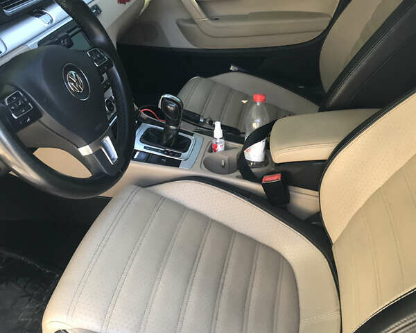 Белый Фольксваген CC / Passat CC, объемом двигателя 1.98 л и пробегом 236 тыс. км за 10000 $, фото 6 на Automoto.ua