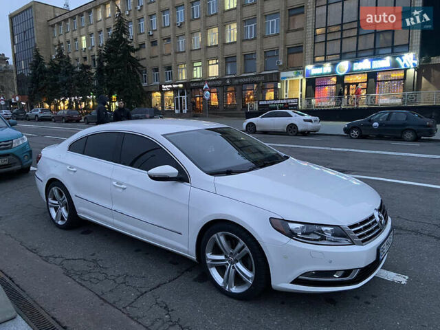 Белый Фольксваген CC / Passat CC, объемом двигателя 2 л и пробегом 190 тыс. км за 11400 $, фото 4 на Automoto.ua