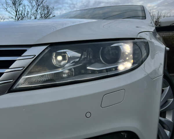 Белый Фольксваген CC / Passat CC, объемом двигателя 1.97 л и пробегом 121 тыс. км за 13900 $, фото 8 на Automoto.ua