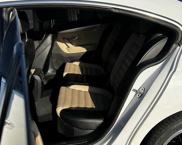 Белый Фольксваген CC / Passat CC, объемом двигателя 1.98 л и пробегом 213 тыс. км за 12000 $, фото 10 на Automoto.ua