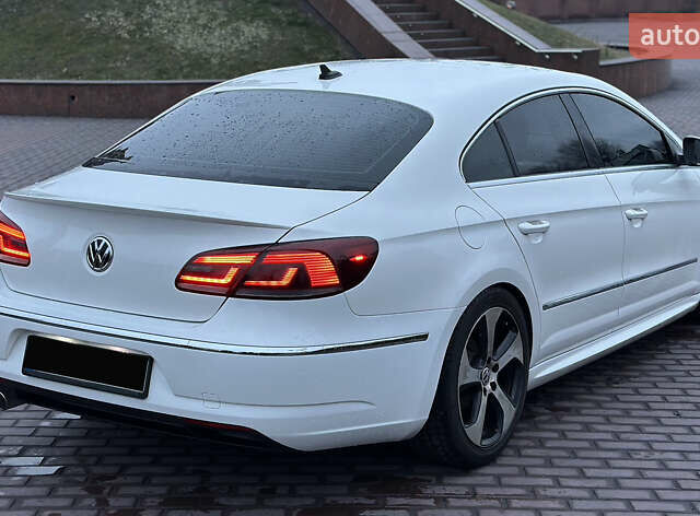 Белый Фольксваген CC / Passat CC, объемом двигателя 2 л и пробегом 203 тыс. км за 11700 $, фото 13 на Automoto.ua
