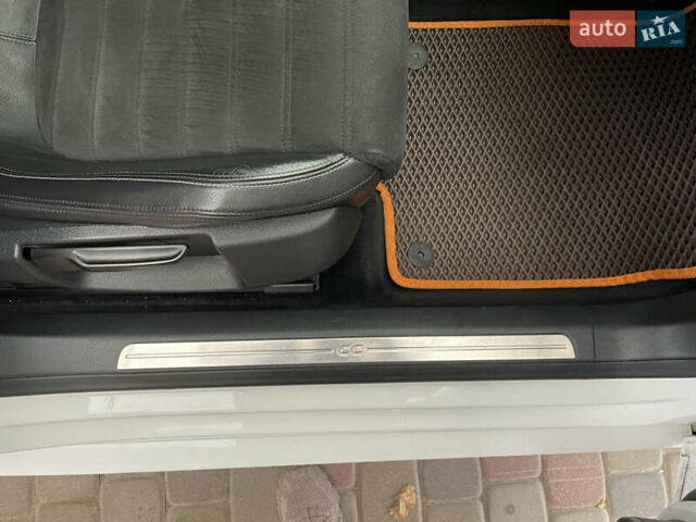 Белый Фольксваген CC / Passat CC, объемом двигателя 1.8 л и пробегом 234 тыс. км за 10900 $, фото 29 на Automoto.ua