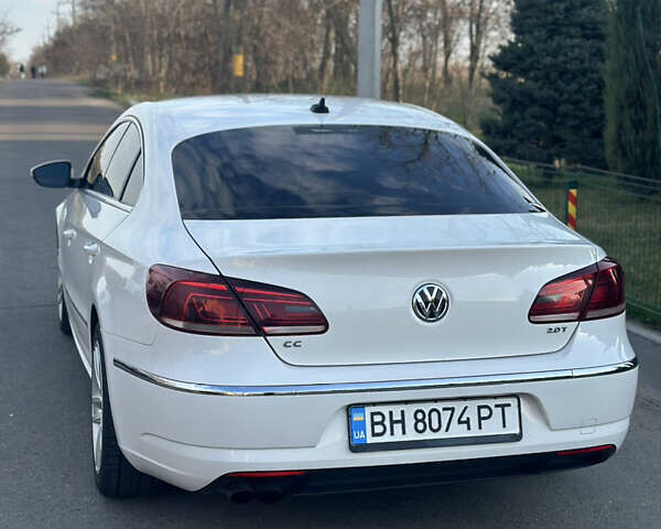 Белый Фольксваген CC / Passat CC, объемом двигателя 1.98 л и пробегом 244 тыс. км за 10000 $, фото 2 на Automoto.ua