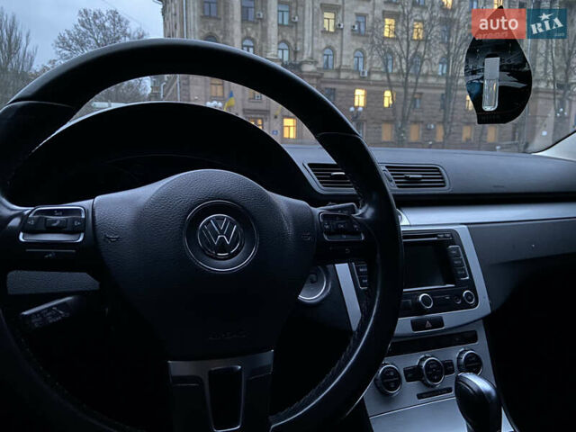 Белый Фольксваген CC / Passat CC, объемом двигателя 2 л и пробегом 190 тыс. км за 11400 $, фото 8 на Automoto.ua