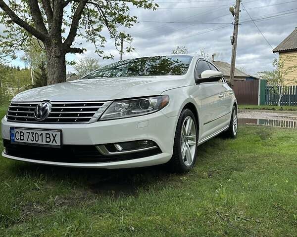 Белый Фольксваген CC / Passat CC, объемом двигателя 1.98 л и пробегом 114 тыс. км за 10000 $, фото 1 на Automoto.ua