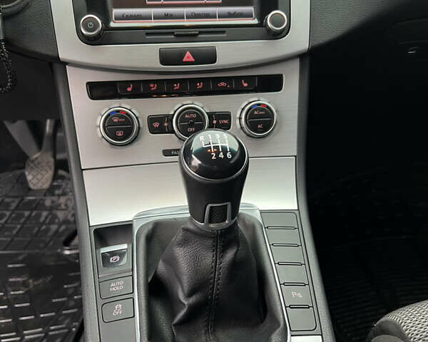 Білий Фольксваген CC / Passat CC, об'ємом двигуна 1.8 л та пробігом 99 тис. км за 11300 $, фото 13 на Automoto.ua