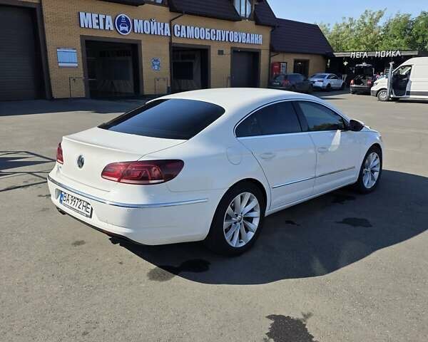 Белый Фольксваген CC / Passat CC, объемом двигателя 2 л и пробегом 231 тыс. км за 11900 $, фото 6 на Automoto.ua