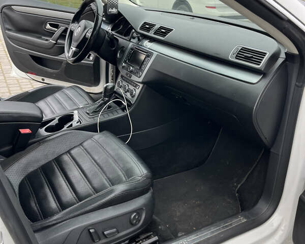 Белый Фольксваген CC / Passat CC, объемом двигателя 1.98 л и пробегом 169 тыс. км за 8300 $, фото 19 на Automoto.ua