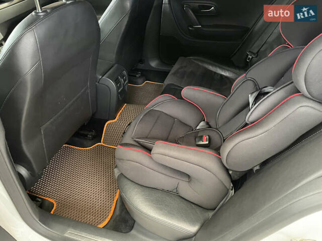 Белый Фольксваген CC / Passat CC, объемом двигателя 1.8 л и пробегом 234 тыс. км за 10900 $, фото 18 на Automoto.ua