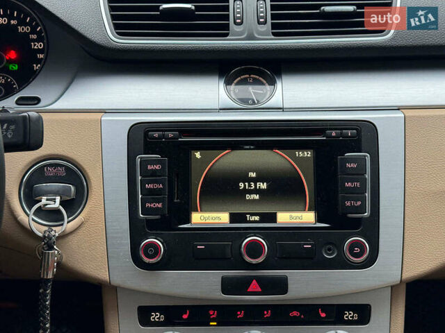 Білий Фольксваген CC / Passat CC, об'ємом двигуна 2 л та пробігом 268 тис. км за 12790 $, фото 27 на Automoto.ua
