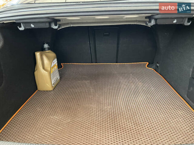 Белый Фольксваген CC / Passat CC, объемом двигателя 1.8 л и пробегом 234 тыс. км за 10900 $, фото 16 на Automoto.ua