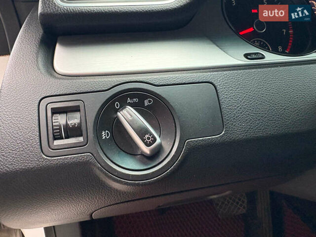 Білий Фольксваген CC / Passat CC, об'ємом двигуна 2 л та пробігом 172 тис. км за 9640 $, фото 19 на Automoto.ua