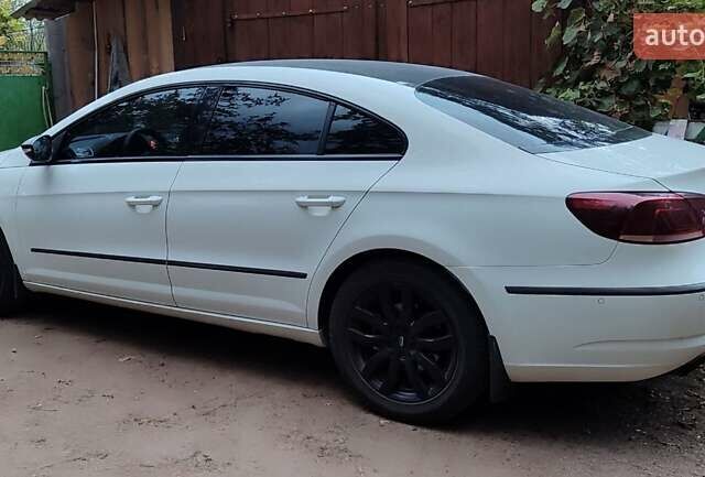 Білий Фольксваген CC / Passat CC, об'ємом двигуна 1.8 л та пробігом 187 тис. км за 13000 $, фото 3 на Automoto.ua