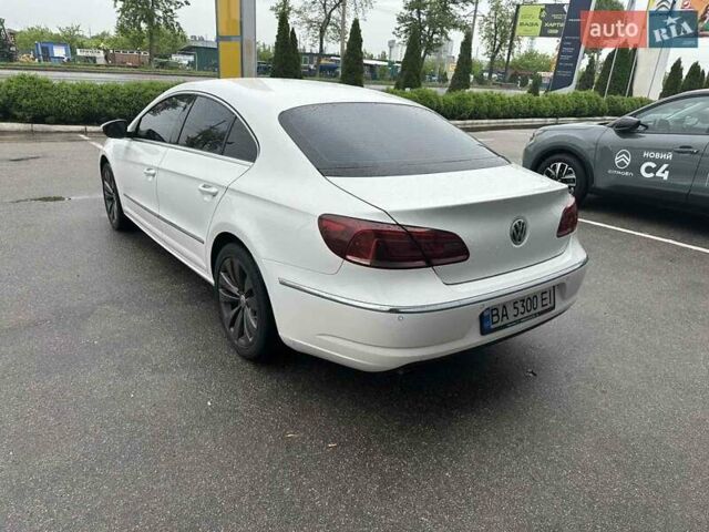 Белый Фольксваген CC / Passat CC, объемом двигателя 1.97 л и пробегом 258 тыс. км за 13500 $, фото 3 на Automoto.ua