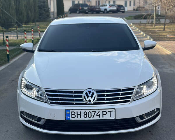 Белый Фольксваген CC / Passat CC, объемом двигателя 1.98 л и пробегом 244 тыс. км за 10000 $, фото 6 на Automoto.ua