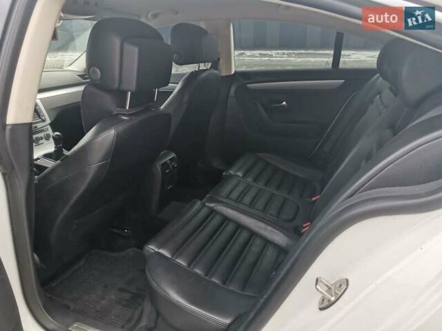 Белый Фольксваген CC / Passat CC, объемом двигателя 2 л и пробегом 231 тыс. км за 9700 $, фото 19 на Automoto.ua