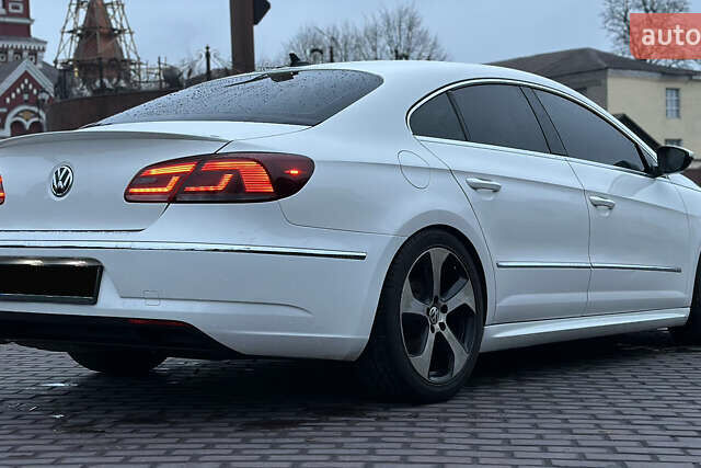 Белый Фольксваген CC / Passat CC, объемом двигателя 2 л и пробегом 203 тыс. км за 11700 $, фото 12 на Automoto.ua