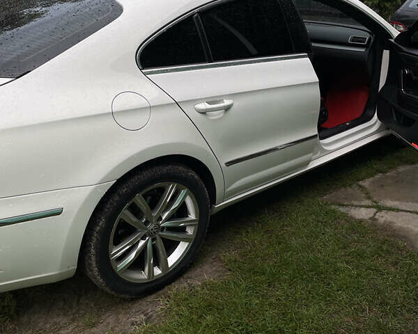 Фольксваген CC / Passat CC 2012 в Луцке на Automoto.ua Белый Фольксваген CC / Passat CC, объемом двигателя 1.8 л и пробегом 170 тыс. км за 9000 $, фото 1 на Automoto.ua