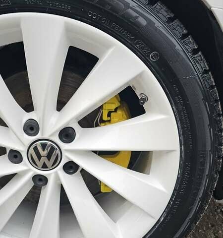 Белый Фольксваген CC / Passat CC, объемом двигателя 1.98 л и пробегом 270 тыс. км за 12700 $, фото 9 на Automoto.ua