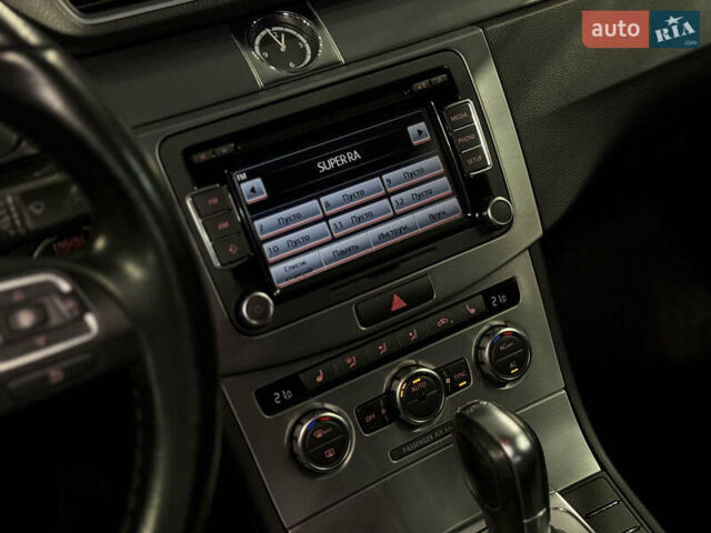 Белый Фольксваген CC / Passat CC, объемом двигателя 2 л и пробегом 182 тыс. км за 13000 $, фото 21 на Automoto.ua