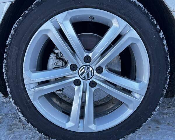 Белый Фольксваген CC / Passat CC, объемом двигателя 1.98 л и пробегом 180 тыс. км за 11700 $, фото 6 на Automoto.ua