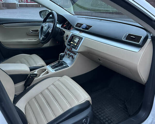Белый Фольксваген CC / Passat CC, объемом двигателя 2 л и пробегом 203 тыс. км за 11700 $, фото 31 на Automoto.ua