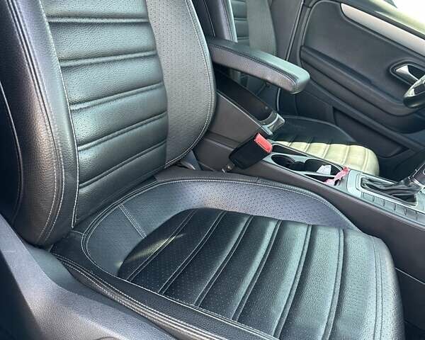 Белый Фольксваген CC / Passat CC, объемом двигателя 1.98 л и пробегом 216 тыс. км за 9999 $, фото 27 на Automoto.ua