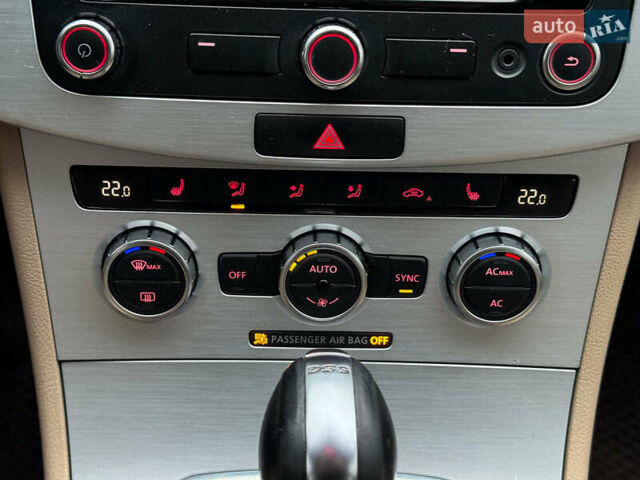 Білий Фольксваген CC / Passat CC, об'ємом двигуна 2 л та пробігом 268 тис. км за 12790 $, фото 28 на Automoto.ua