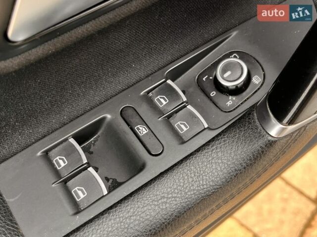 Білий Фольксваген CC / Passat CC, об'ємом двигуна 1.97 л та пробігом 249 тис. км за 12600 $, фото 8 на Automoto.ua