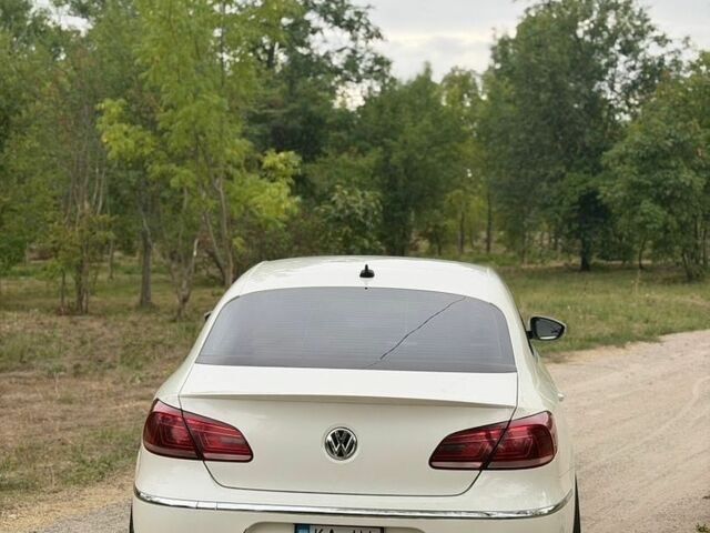 Белый Фольксваген CC / Passat CC, объемом двигателя 1.98 л и пробегом 220 тыс. км за 8600 $, фото 7 на Automoto.ua