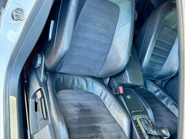 Білий Фольксваген CC / Passat CC, об'ємом двигуна 1.97 л та пробігом 193 тис. км за 14000 $, фото 15 на Automoto.ua