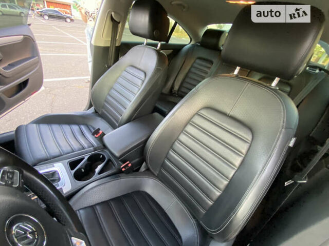 Білий Фольксваген CC / Passat CC, об'ємом двигуна 1.98 л та пробігом 173 тис. км за 10990 $, фото 16 на Automoto.ua