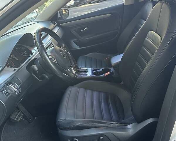 Белый Фольксваген CC / Passat CC, объемом двигателя 2 л и пробегом 220 тыс. км за 11500 $, фото 5 на Automoto.ua