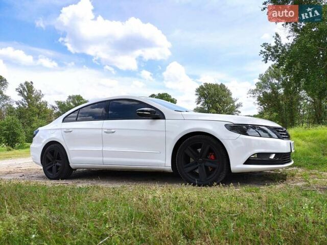 Белый Фольксваген CC / Passat CC, объемом двигателя 1.98 л и пробегом 216 тыс. км за 9999 $, фото 4 на Automoto.ua