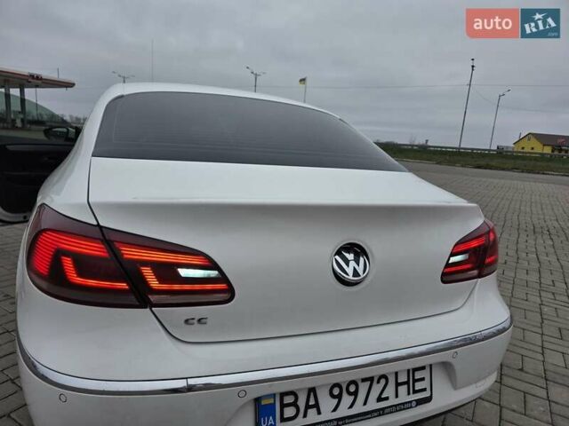 Білий Фольксваген CC / Passat CC, об'ємом двигуна 1.97 л та пробігом 335 тис. км за 10900 $, фото 23 на Automoto.ua